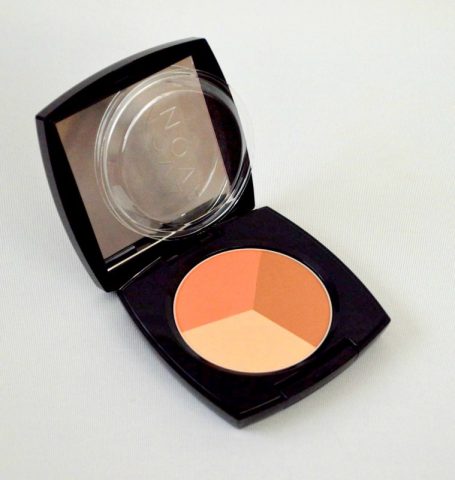 imusau.lt | parduodama Avon Trispalvė kompaktinė pudra