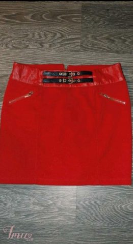 imusau.lt | parduodama Raudonas sijonukas.