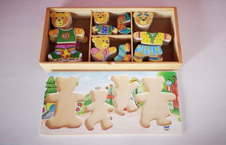 imusau.lt | parduodama Medinė dėlionė Aprenk meškiukų šeimyną