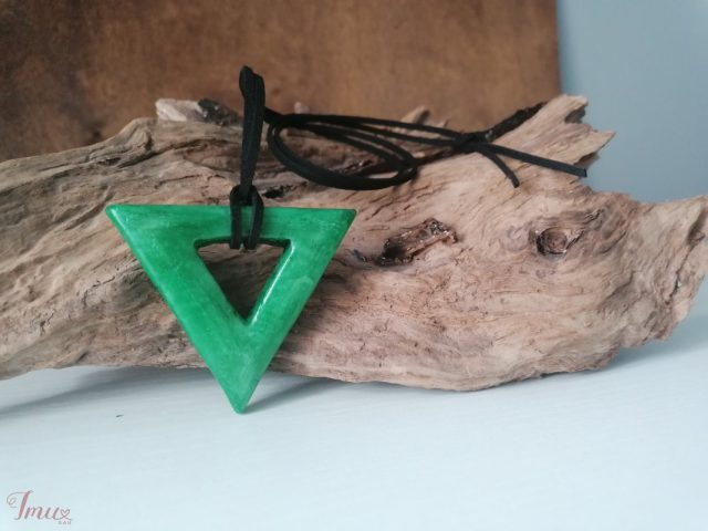 imusau.lt | listing Pakabukas "Trikampis - Trikampyje"