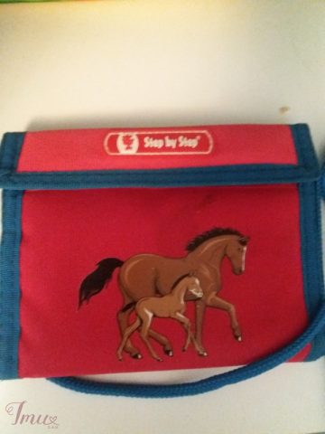 imusau.lt | parduodama Maža piniginė /  rankinė su žirgais