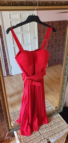 imusau.lt | parduodama Raudona proginė suknelė