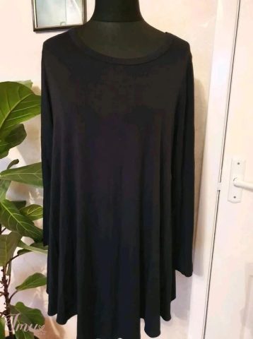 imusau.lt | parduodama Juoda palaidinė