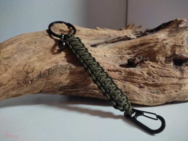 imusau.lt | listing Rankų darbo raktų pakabukas