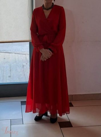 imusau.lt | parduodama Raudona puošni suknelė