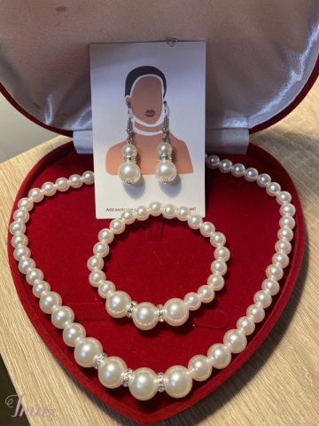 imusau.lt | parduodama papuošalų rinkinys