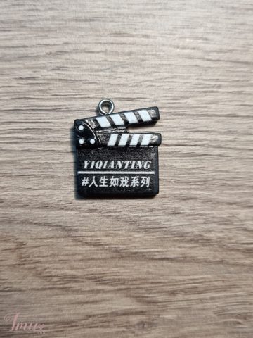 imusau.lt | parduodama Filmavimo pliauškių pakabukai