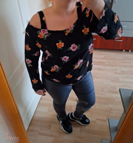 imusau.lt | parduodama Gėlėta palaidinė