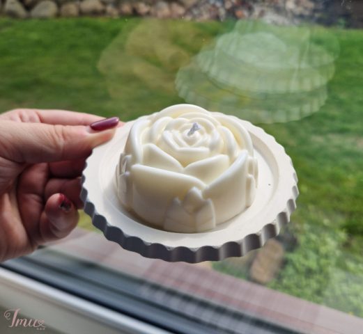 imusau.lt | parduodama kvepianti žvakė su padėkliuku