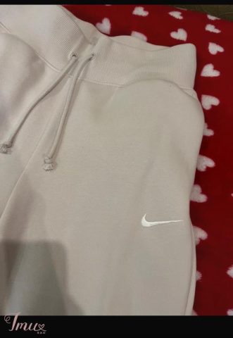 imusau.lt | parduodama sviesios treningines kelnes nike