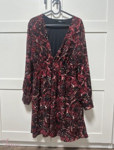 imusau.lt | parduodama Suknelė gėlėta