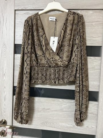 imusau.lt | parduodama NA-KD nauja gyvatės rašto palaidinė su etikete, M dydis