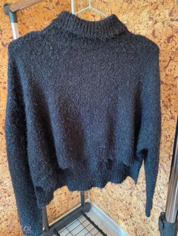 imusau.lt | parduodama Crop-Top megztukas su kaklu