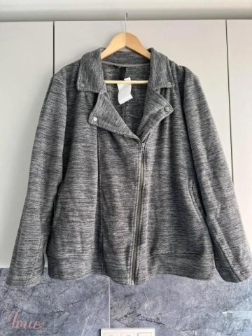 imusau.lt | listing Stilinga medziagine striukite\dzemperis - 13eu 48d - krut 122+, klub 123++, ilgis 70cm,polyest