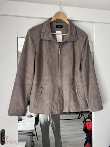 imusau.lt | listing Superine minkstute striukite BEXLEYS , karta vilk - 14eu 48d - krut 123+, klub 125+, ilgis 68cm