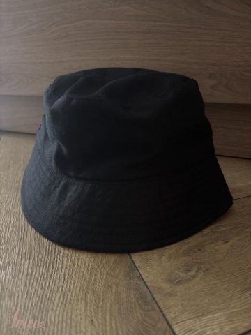 imusau.lt | parduodama Juoda ,,Bucket Hat“